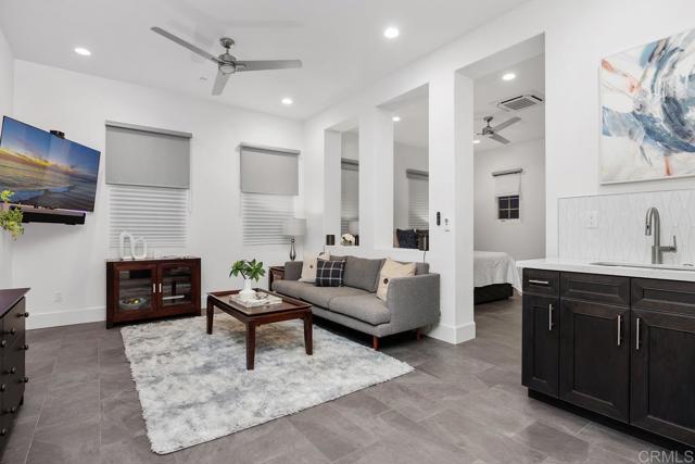 Detail Gallery Image 29 of 57 For 3881 Rancho Summit Dr, Encinitas,  CA 92024 - 4 Beds | 5 Baths