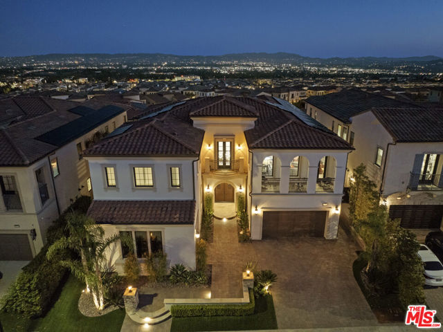 20162 W Cromwell Way, Porter Ranch CA: https://media.crmls.org/mediaz/ac576960-473c-476e-afc6-66d7773ca2cc.jpg