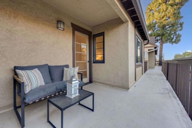1122 Brewster Avenue, Redwood City CA: https://media.crmls.org/mediaz/ac58dffd-0363-41f9-84a1-5b89534a1aa5.jpg