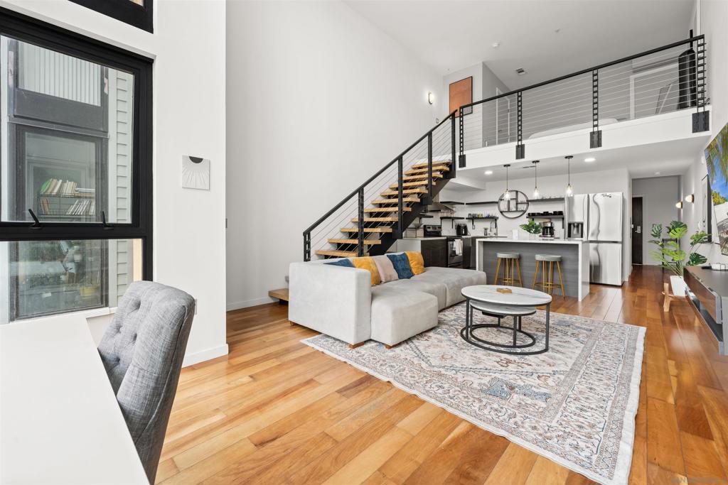 889 Date Street - photo 5