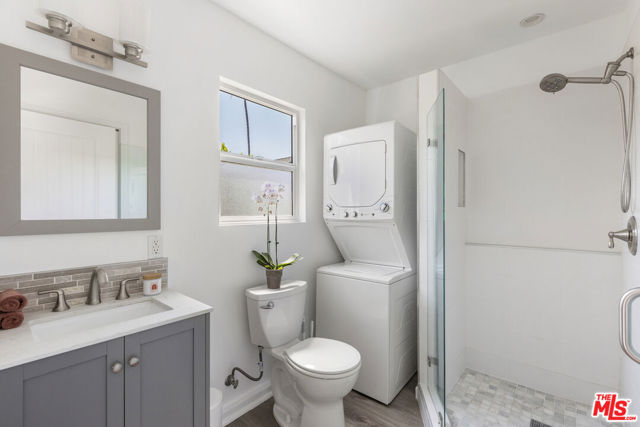 1471 Hill Drive, Los Angeles CA: https://media.crmls.org/mediaz/ac5a6212-3ef9-4fdc-b493-f57e9fe53a90.jpg