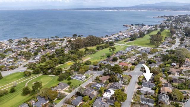 1015 Jewell Avenue, Pacific Grove CA: https://media.crmls.org/mediaz/ac5adafa-7b85-48e2-8ea2-9ea27d72b82f.jpg