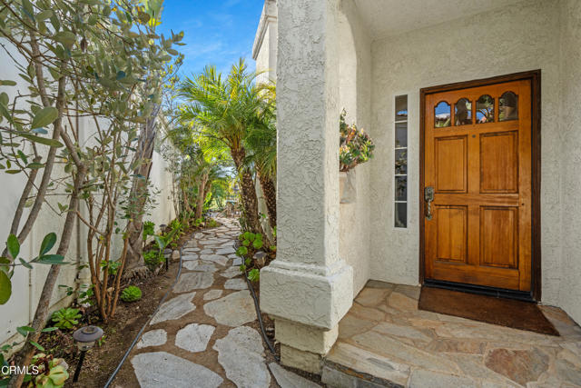 Detail Gallery Image 9 of 71 For 2127 Bermuda Dunes Pl, Oxnard,  CA 93036 - 2 Beds | 2 Baths