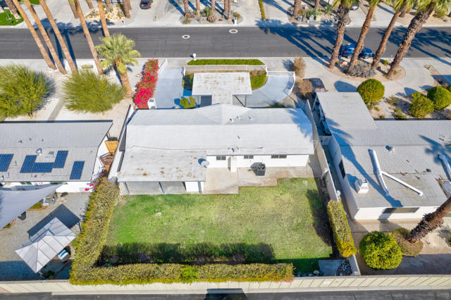 70091 Chappel Road, Rancho Mirage CA: https://media.crmls.org/mediaz/ac5cb31d-c6e3-4c27-b9a0-b2588bffbf52.jpg