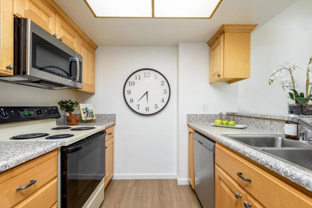 1029 Suzanne Court, Half Moon Bay CA: https://media.crmls.org/mediaz/ac5cb4ae-1d0e-4b41-b3af-5999e8fc6c67.jpg