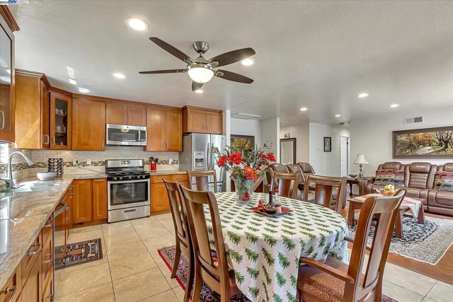 Image 6 of 34 For 4820 Fork Ct