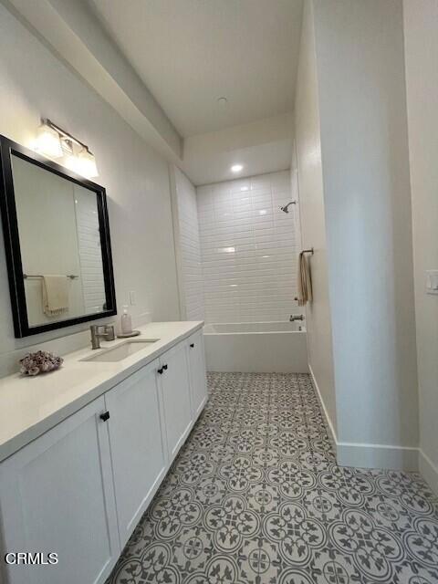 Detail Gallery Image 6 of 37 For 2218 E Main Street St #305,  Ventura,  CA 93001 - 3 Beds | 2/1 Baths