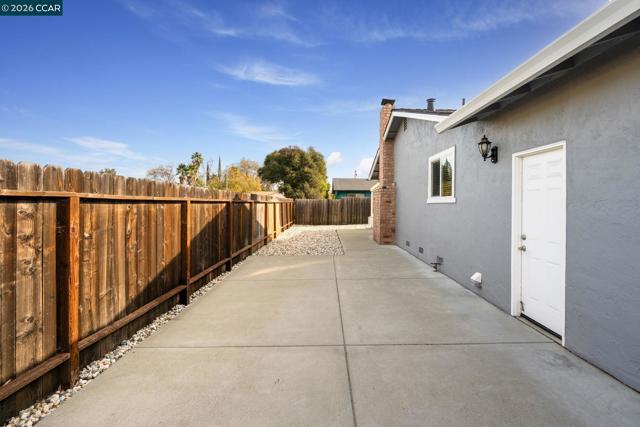 Image 31 of 41 For 3916 Saint Michael Ct