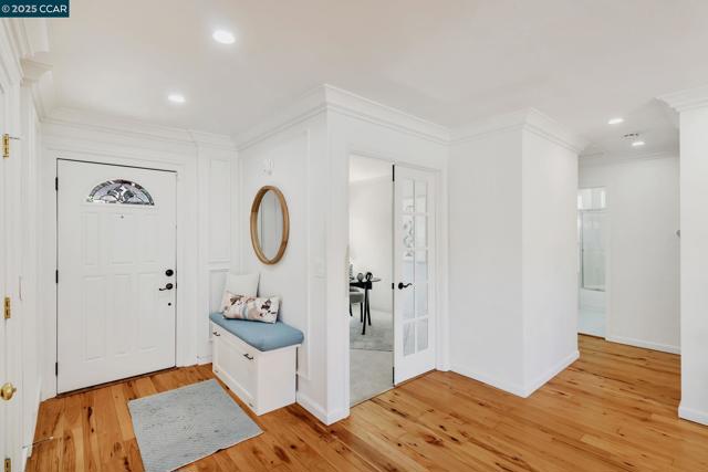 16 Belfast Pl, San Ramon CA: https://media.crmls.org/mediaz/ac5e415e-8e64-4819-bccb-b3697897ca0c.jpg