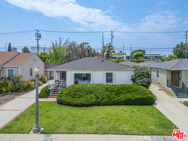 7711 Naylor Avenue, Los Angeles, California 90045, 3 Bedrooms Bedrooms, ,2 BathroomsBathrooms,Single Family Residence,For Sale,Naylor,24413387