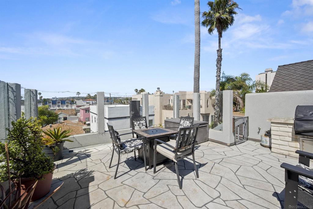 749 Zanzibar Ct - photo 12