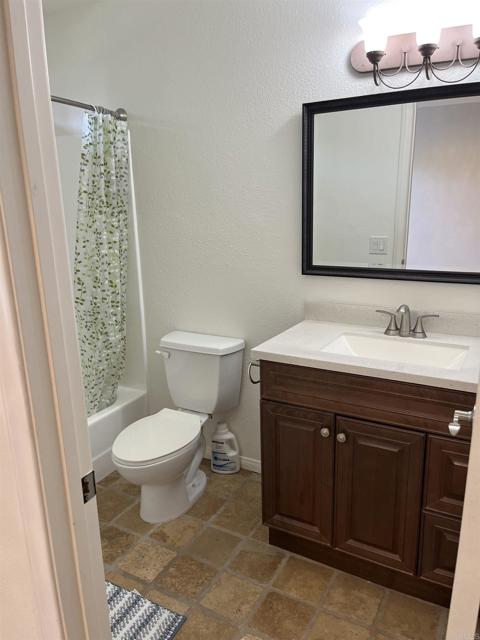 Image 15 of 31 For 12590 Carmel Creek Road 10