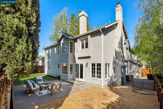 Image 46 of 54 For 121 Rassani Dr