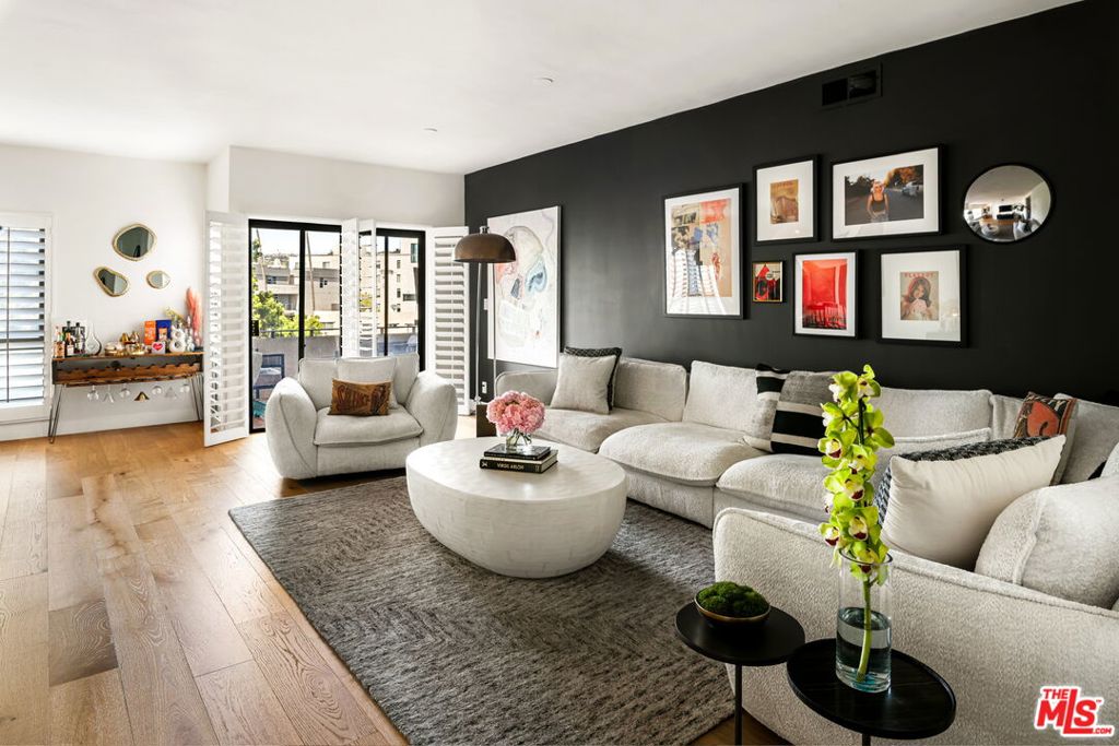 651 Wilcox Avenue #3C