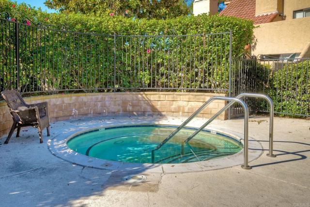11840 Caminito Ronaldo, San Diego CA: https://media.crmls.org/mediaz/ac624ff4-e524-4270-8b7b-6c7bcc31523b.jpg