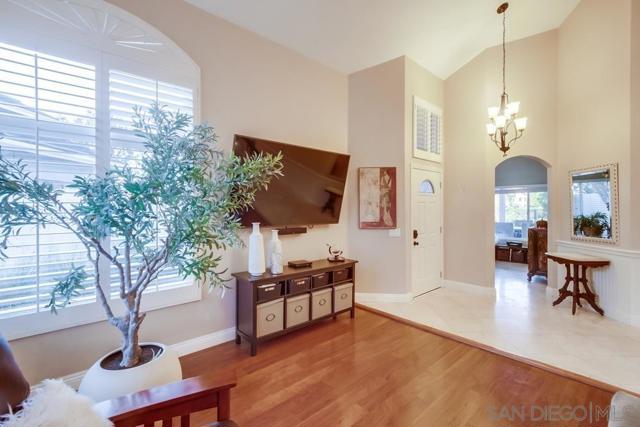 13559 Chaco Ct, San Diego CA: https://media.crmls.org/mediaz/ac62602d-82a4-43d1-9d73-1bc70061a580.jpg