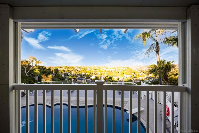 7232 Margerum Ave, San Diego CA: https://media.crmls.org/mediaz/ac62f901-f0ba-4258-8d78-8896a00f7727.jpg