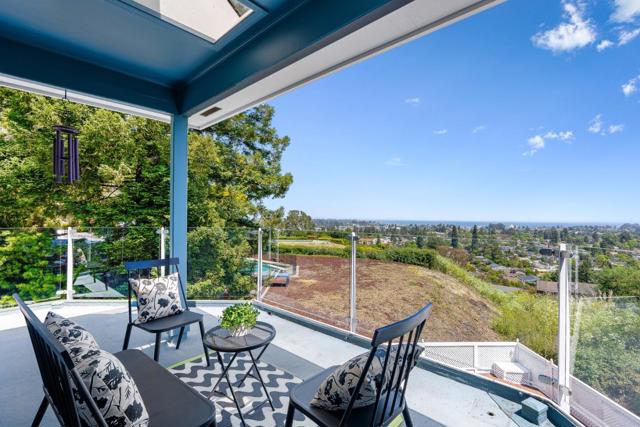 1212 Laurent Street, Santa Cruz CA: https://media.crmls.org/mediaz/ac639356-dce1-48e4-87e2-02db1b65fe67.jpg