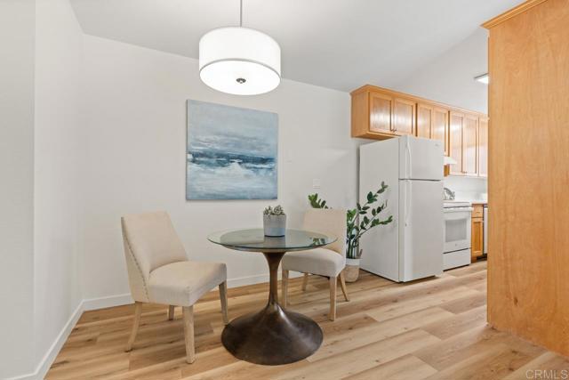 Detail Gallery Image 11 of 41 For 7837 Camino Tranquilo, San Diego,  CA 92122 - 2 Beds | 1/1 Baths