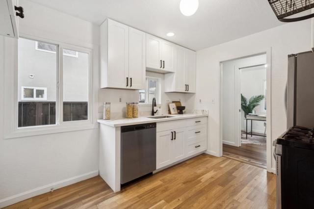 184 Paloma Avenue, Pacifica CA: https://media.crmls.org/mediaz/ac65087c-3b73-4765-a700-7eb9d0f2c12a.jpg