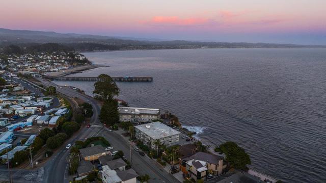 4790 Opal Cliff Drive, Santa Cruz CA: https://media.crmls.org/mediaz/ac6521a3-f0c0-4377-a963-96085fd48ba9.jpg