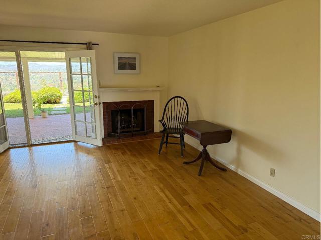 Detail Gallery Image 8 of 23 For 1633 Willowspring Dr. N., Encinitas,  CA 92024 - 4 Beds | 2 Baths