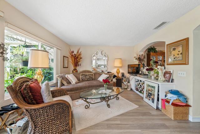 2100 Northshore Drive, Chula Vista CA: https://media.crmls.org/mediaz/ac68058e-f5f3-47dc-9247-7ce6f4fe79b2.jpg