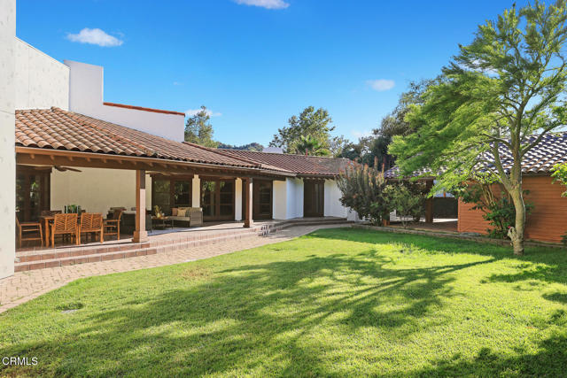 1533 Rancho Avenue, Glendale CA: https://media.crmls.org/mediaz/ac68163b-dd2d-47bb-aad4-1b4c6537ecf0.jpg