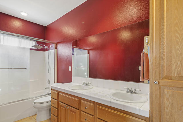 12925 Hidalgo Street, Desert Hot Springs CA: https://media.crmls.org/mediaz/ac698f20-cb64-4257-818e-c4e435609c1c.jpg