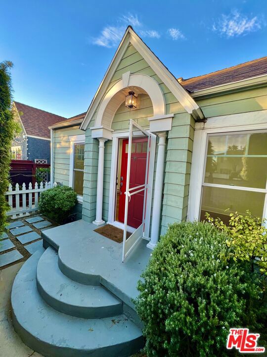 421 Grand Boulevard photo 6