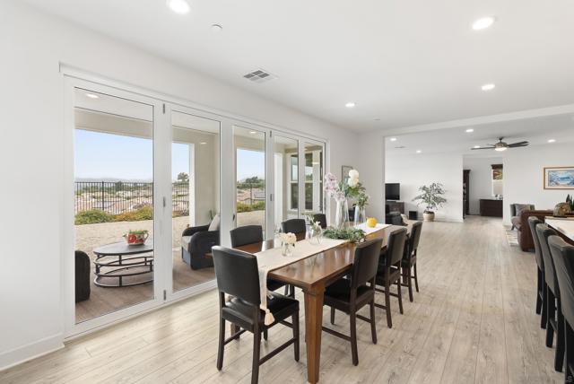 1409 Apex Place, Escondido CA: https://media.crmls.org/mediaz/ac6a7b10-7711-4913-bcb6-a7cfa7df0145.jpg