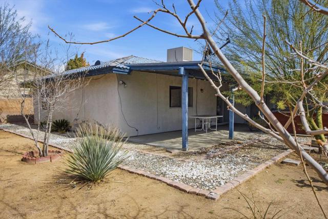 Detail Gallery Image 52 of 55 For 905 Cimarron Ct, Ridgecrest,  CA 93555 - 4 Beds | 2/1 Baths