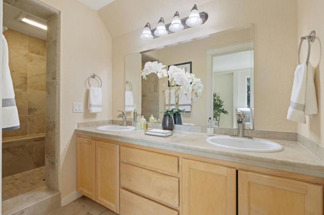 16089 Redwood Lodge Road, Los Gatos CA: https://media.crmls.org/mediaz/ac6b69f4-93fb-4c1f-b2e5-e35a25235323.jpg