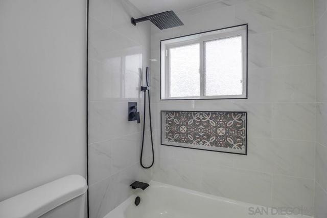 5165 WINTHROP ST, San Diego CA: https://media.crmls.org/mediaz/ac6ba345-b97e-4acf-b7a3-4284225987a1.jpg