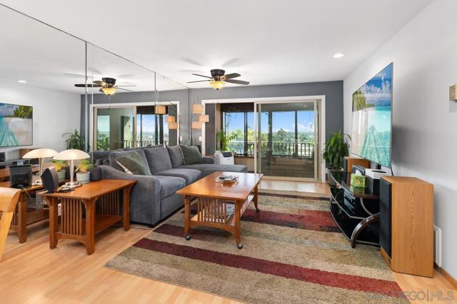 2530 Clairemont Dr, San Diego CA: https://media.crmls.org/mediaz/ac6bb03c-e73e-4604-a560-622feef1d679.jpg