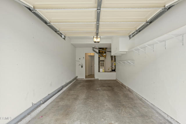 2091 Blackberry Circle, Oxnard CA: https://media.crmls.org/mediaz/ac6bb8cf-6684-4179-a831-729df9ddcfcf.jpg