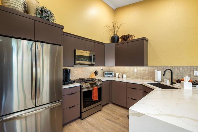 42498 Sand Dune, Palm Desert CA: https://media.crmls.org/mediaz/ac6be7dc-372d-45a1-93f0-1ea604fdb12e.jpg