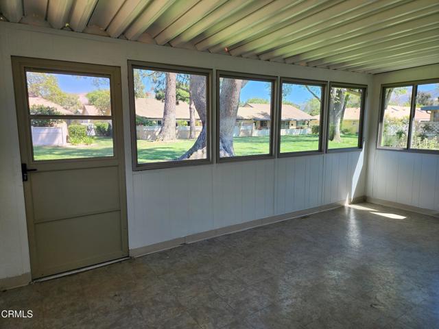 5142 Village 5, Camarillo CA: https://media.crmls.org/mediaz/ac6c205d-58da-4e63-ade1-7d82d33aa34e.jpg