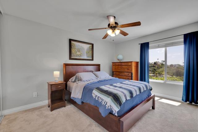 9959 Riverhead Dr, San Diego CA: https://media.crmls.org/mediaz/ac6d73fc-83e9-4ff3-9aff-0befb78a9ce4.jpg