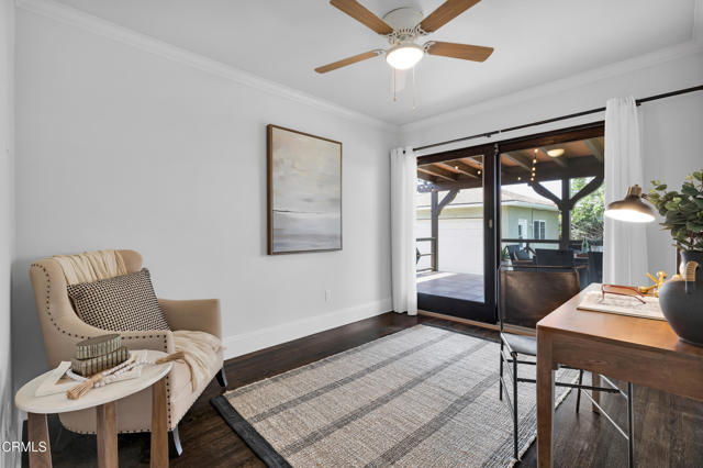 7933 Kenyon Avenue, Los Angeles CA: https://media.crmls.org/mediaz/ac6dcf59-d4c0-476f-b3e1-c3168953e30c.jpg