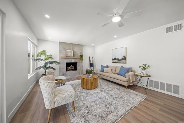 Detail Gallery Image 21 of 35 For 223 Cottingham Ct, Oceanside,  CA 92054 - 4 Beds | 2/1 Baths