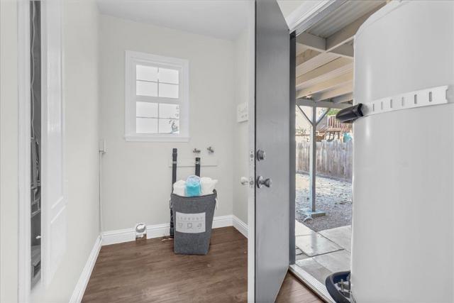 553 Line Street, Hollister CA: https://media.crmls.org/mediaz/ac6f6d21-5a79-4c82-84cf-3db7d14b9b54.jpg