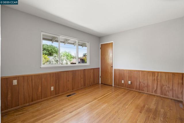 3710 Northridge Dr, Concord CA: https://media.crmls.org/mediaz/ac6f7af8-5667-44da-8e05-c8a6759efca0.jpg
