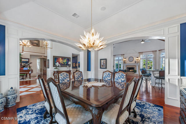 1816 Brittany Park Road, Camarillo CA: https://media.crmls.org/mediaz/ac702bb4-7963-4524-add3-3e60478bbcdc.jpg