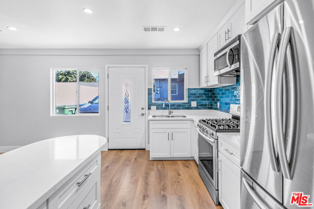 14139 Gault Street, Van Nuys CA: https://media.crmls.org/mediaz/ac703432-47aa-4232-a30e-66a65f9609b6.jpg