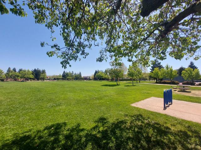 Image 51 of 52 For 2760 Shellgate Circle