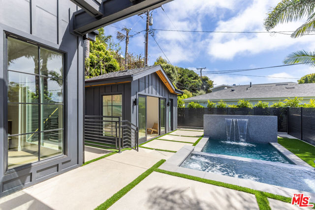 908 Rosecrans Avenue, Manhattan Beach, California 90266, 5 Bedrooms Bedrooms, ,1 BathroomBathrooms,Residential,For Sale,Rosecrans,25547139