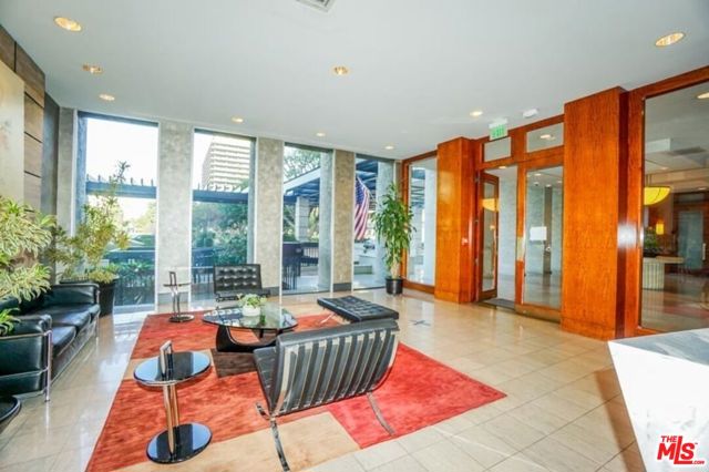 800 W 1st Street, Los Angeles CA: https://media.crmls.org/mediaz/ac70f9af-9fbb-4a36-ac32-968f795cdebb.jpg