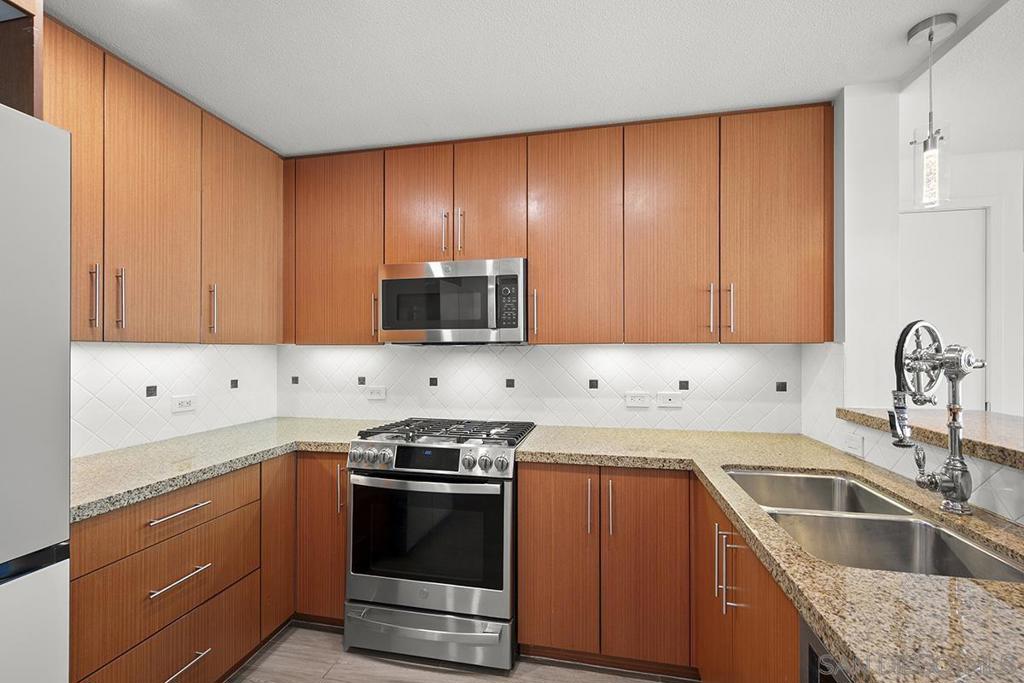325 7th Avenue - photo 15