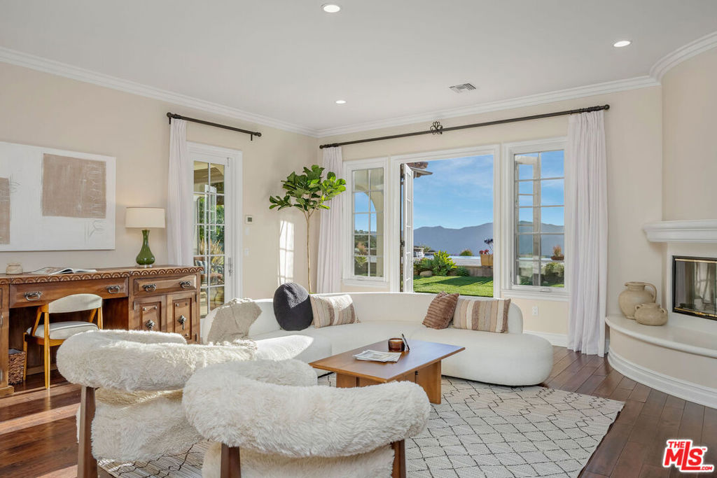 MLS #26859719 image #19